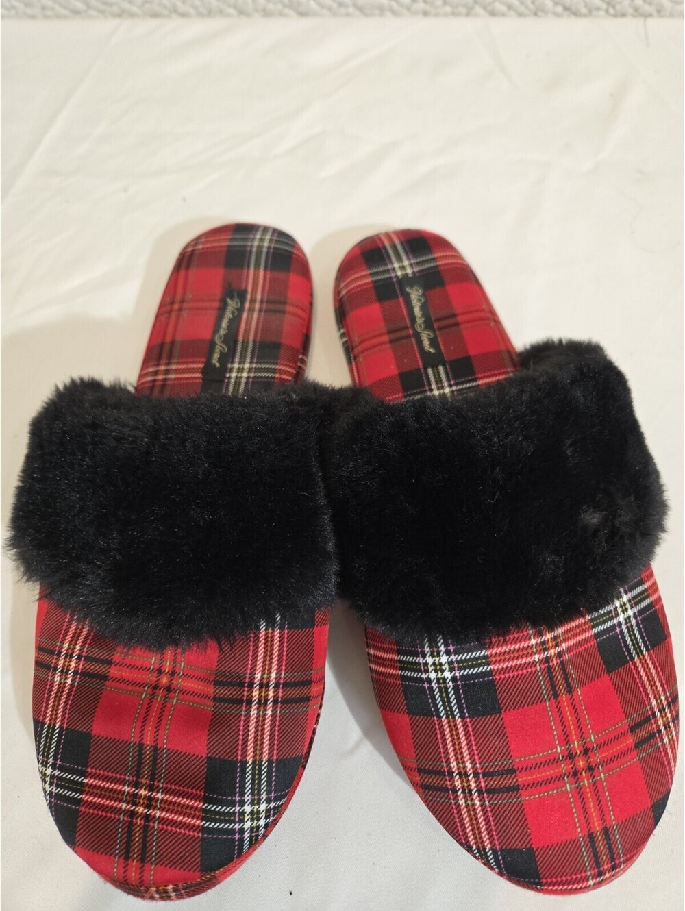 Victoria's Secret Signature Satin Slippers Red/Black Plaid Womens Size M